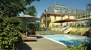 Hotel Meerlust Ostsee Zingst
Hotel Meerlust Wellnessbereich
Hotel Meerlust Wellness
Hotel Meerlust Pool
Hotel Meerlust Hotelansicht